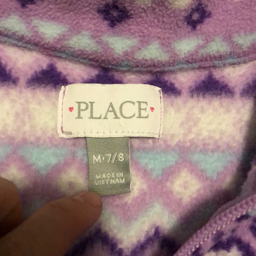 Cute sweater - Picture 2 of 2